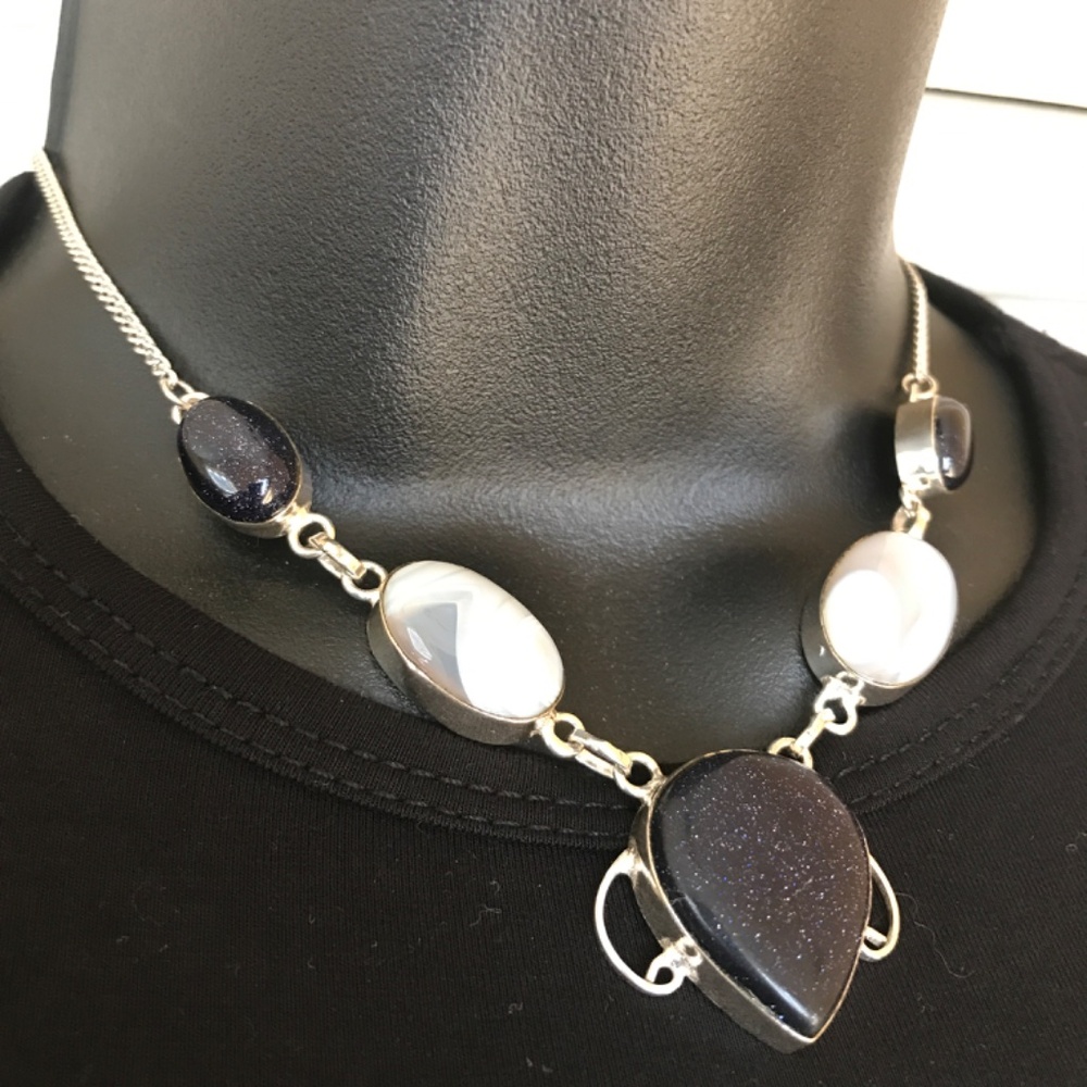 Silver Plated Gem Necklace Set- EUC 2/$25 - Picture 11 of 13